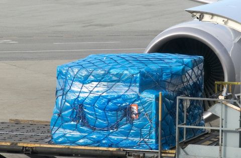 Fast & Free Shipping by Air